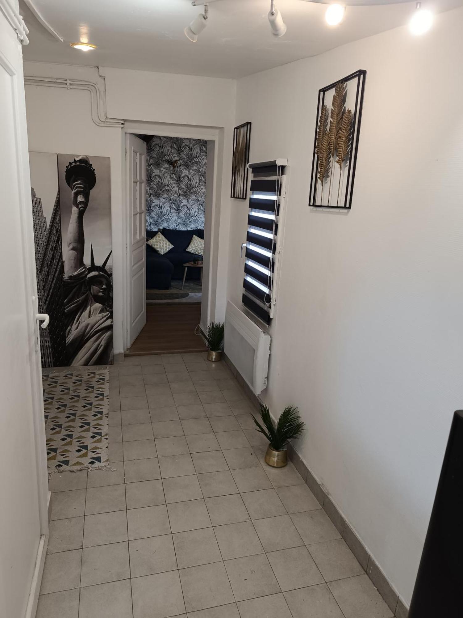 29 Rue Mellaise, Appartement 3 Pieces Niort Eksteriør billede